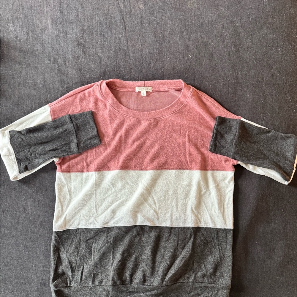 Colorblock women’s sweater - Pink, White, and Gray